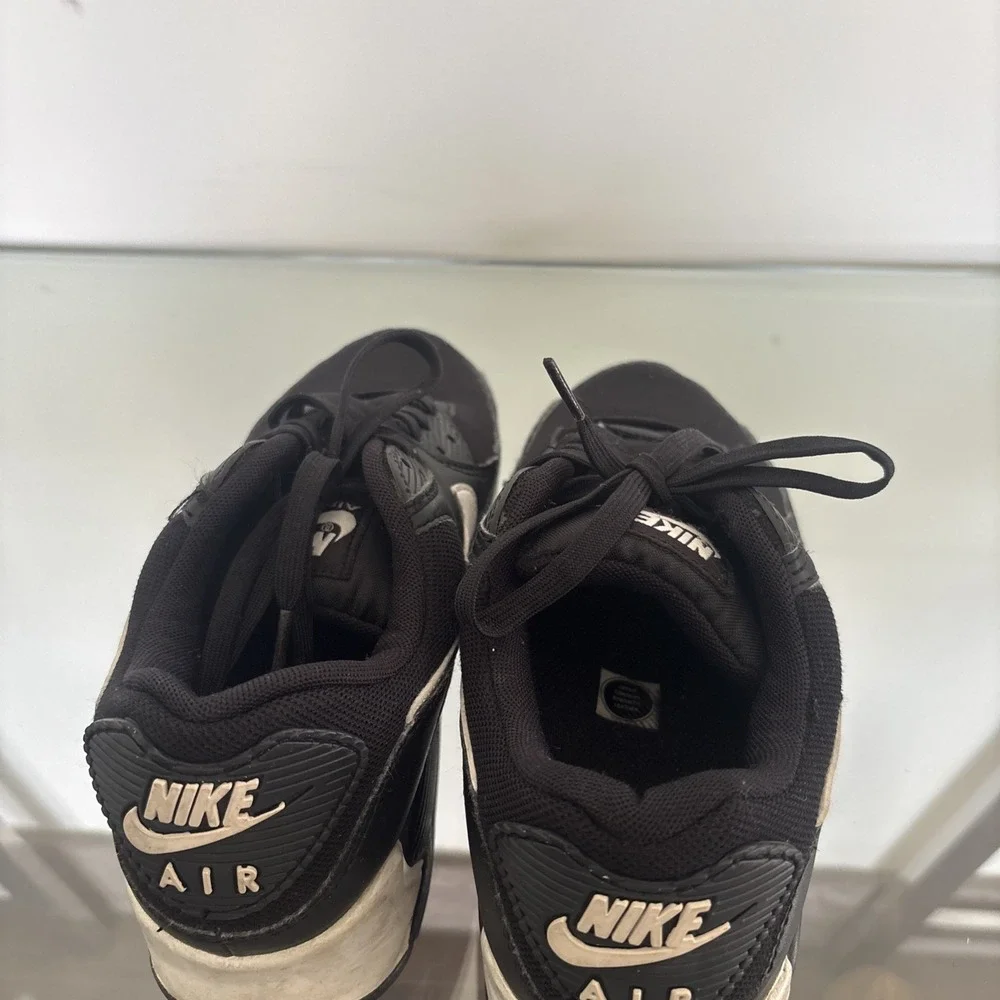 Nike Wmns Air Max 90 'Black White' DH8010 002 Size 9